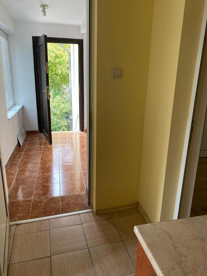 Apartment апартмент 27 юли 2